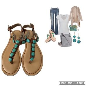💐BOGO 1/2 Off Turquoise Gem Embellished Sandals